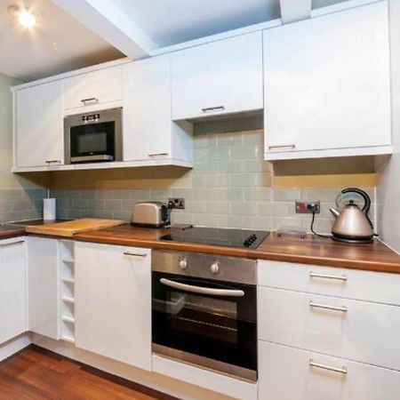 Ferienwohnung Garden Flat Royal Tunbridge Wells Exterior foto